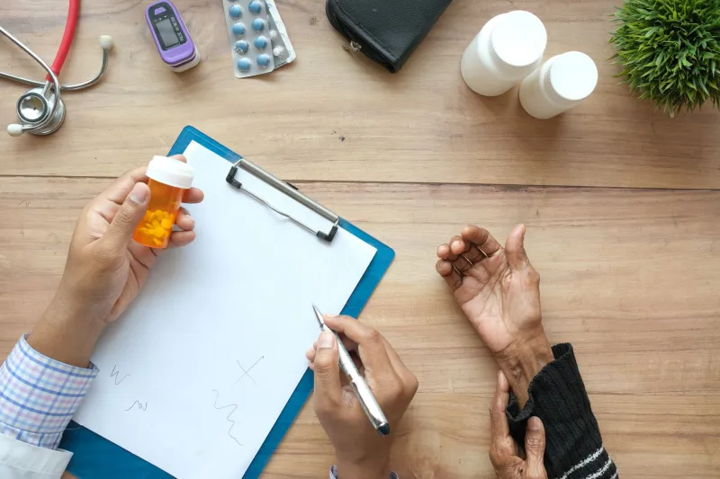 Qualified but Quiet: Why Physicians Rarely Steer Patients Toward OTC Albendazole